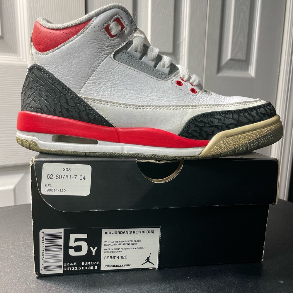 Nike Air Jordan 3 Retro “Fire Red” Size 5Y (2013 Release)